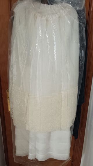Vestido de Comunión Blanco Nuevo + cancán 