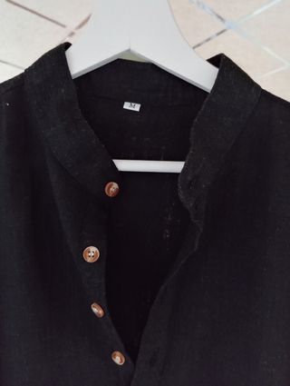 Camisa Negra Cuello Mao Hombre