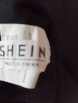 Camisa Negra Cuello Mao Hombre