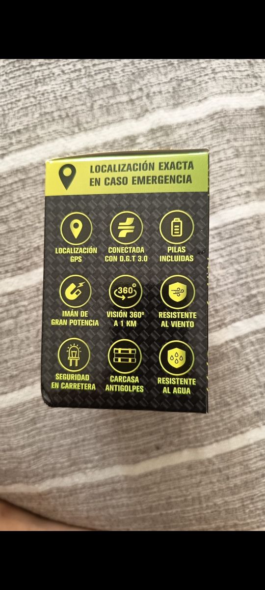 Luz d emergencia(conectada con DGT)pilas incluídas