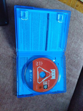 DOOM PS4 - PlayStation Hits