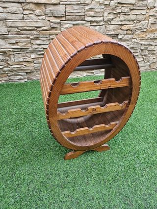 Botellero de pino artesanal