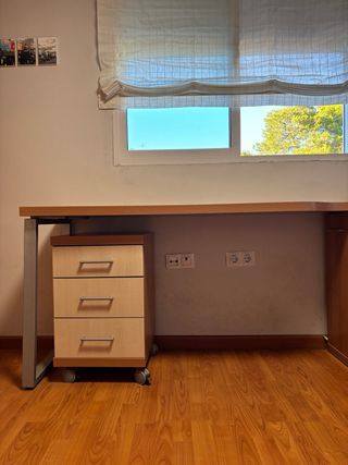 Camera da letto/Stanza giovanile in legno massello