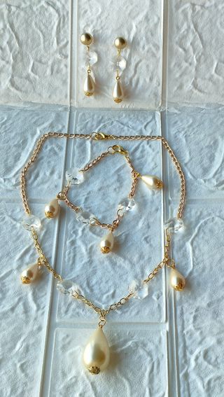 Conjunto Vintage Collar, pulsera y Pendientes