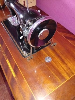 Máquina de coser Alfa de madera