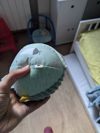 Pelota de actividad Trixie para bebé