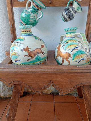 Mueble cantarera con cerámica Talavera