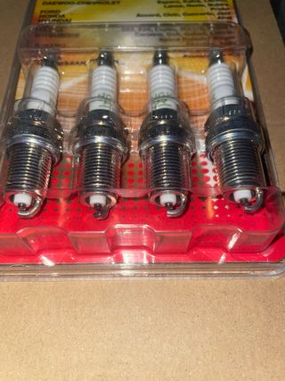 Bujías NGK BKR6E-11 (Pack 4)