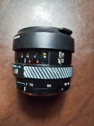 Macchina fotografica Minolta 7000