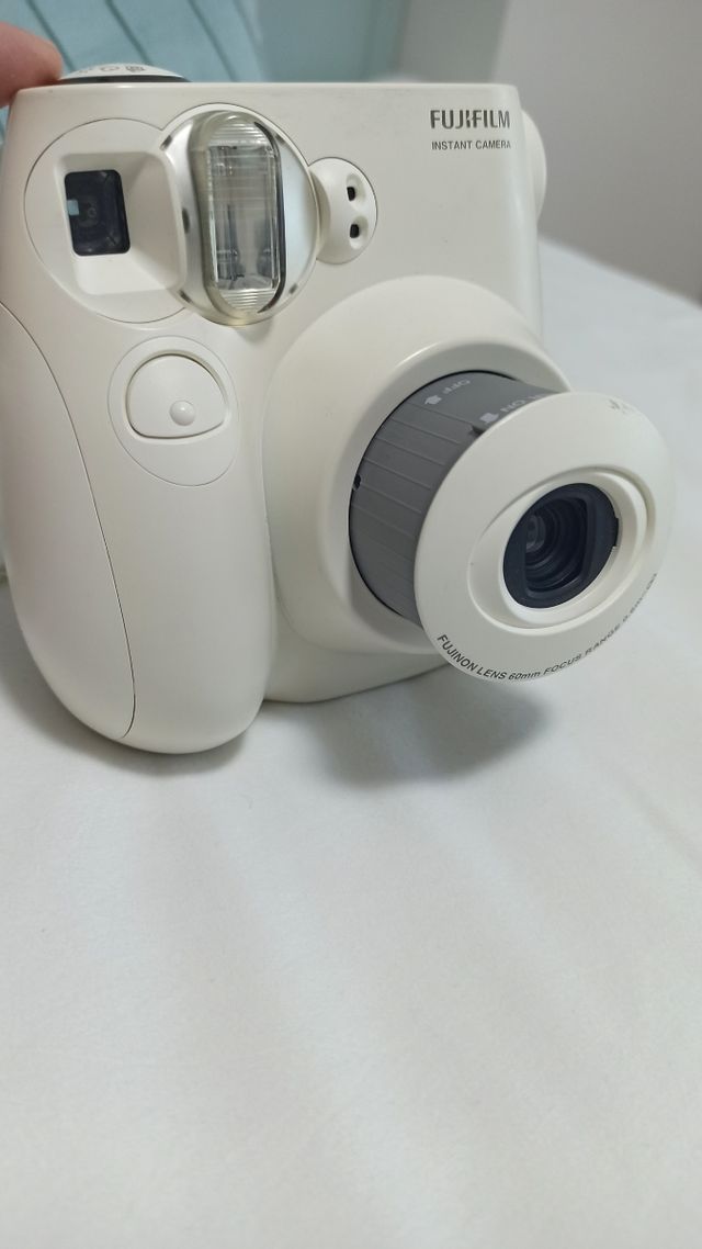 Cámara Fujifilm Instax Mini 7S Blanca