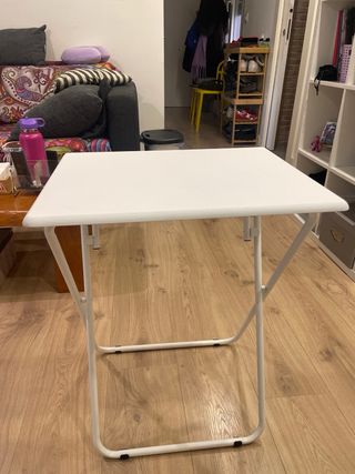 Mesa auxiliar plegable blanca