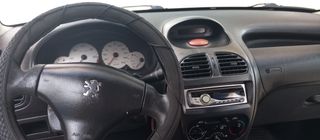 Peugeot 206 2003