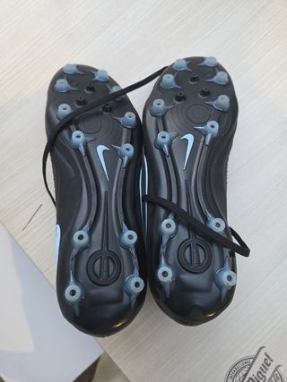 Botas de fútbol.