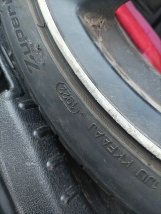 3 Neumáticos 215/40R17 87W 