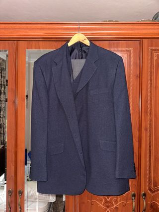 Traje Completo de Hombre. Azul Marino y Gris. T.56