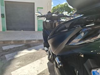 Kymco AK 550 Maxi-scooter