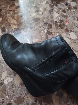 Botines negros de piel Callaghan 