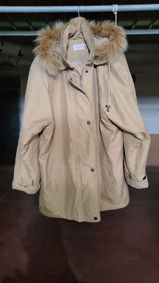 Chaqueta LAURENCE beige con capucha scamosciato 