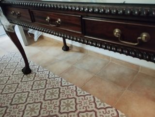 Mesa antigua madera y cristal