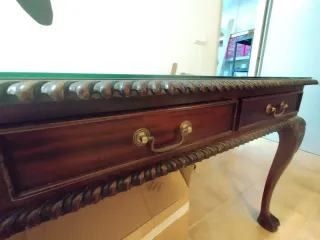 Mesa antigua madera y cristal