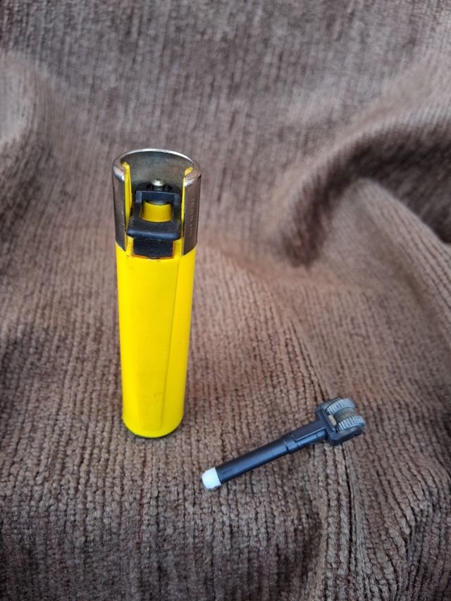 Accendino Clipper giallo