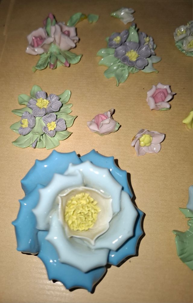 Flores de cerámica para manualidades