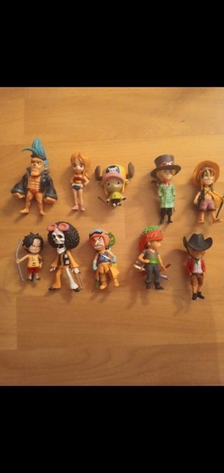 Lote 11 figuras One Piece