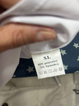 Blusa blanca con volantes nueva