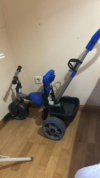 Triciclo para niños con manillar