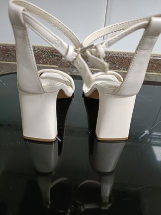 Sandalias Stradivarius Blancas Talla 37