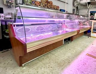Vitrina charcutera refrigerada