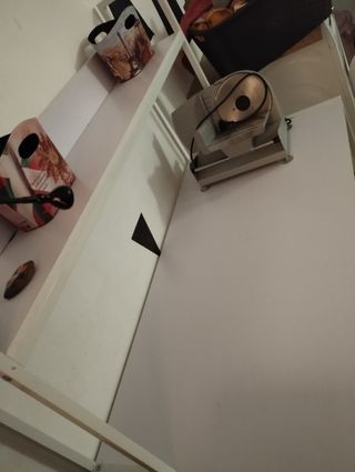 Mesa escritorio con balda moderna