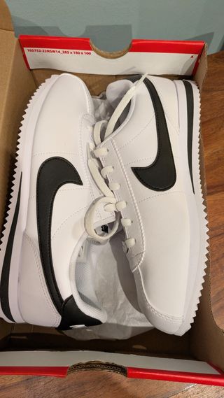 Nike Cortez Blancas y Negras