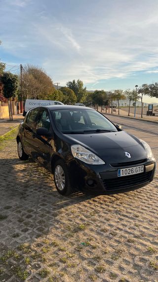 Renault Clio 2010