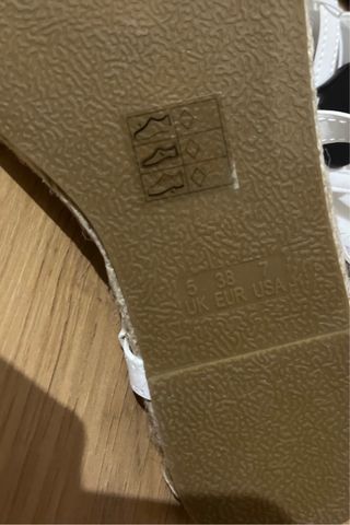 Sandalias blancas Primark nuevas