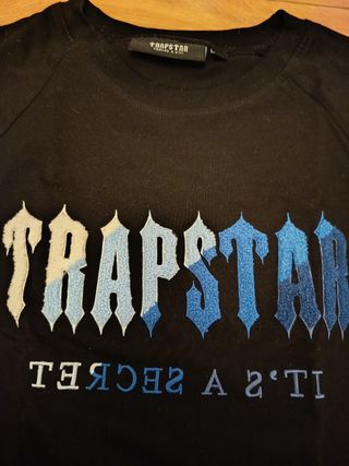 Camiseta Trapstar Negra y Azul