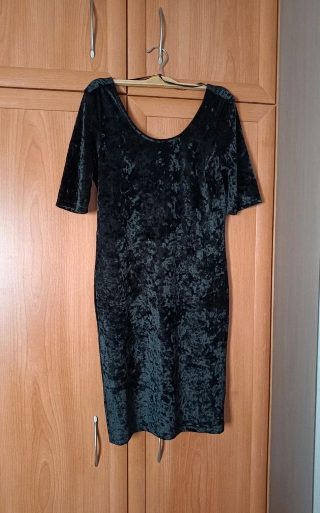 Vestido negro. Lefties. Fiesta