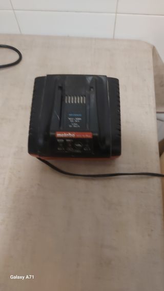 Cargador Metabo ASS 15 Plus