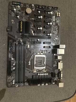 Placa Base Gigabyte H310M