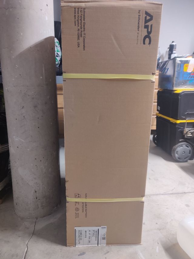 SAI APC SRT5KXLI Smart UPS 5000VA 230W