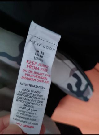 Bomber Camuflaje Cremallera. New Look