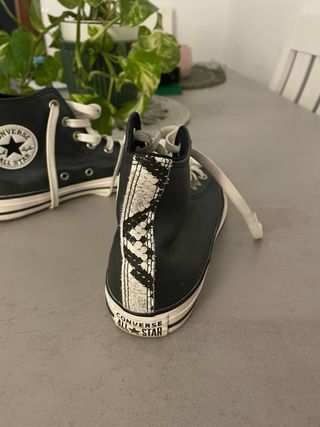 Converse piel serpiente talla 38