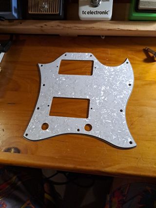 Golpeador SG Blanco Perlado