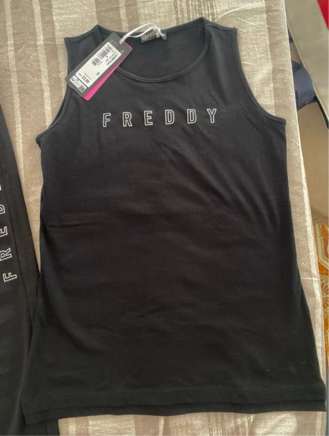 Tuta sportiva Freddy nera leggins + canotta