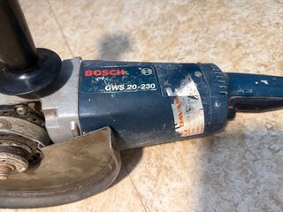 Radial Bosch Profesional GWS 20-230