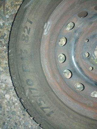 Pareja Ruedas Remolque