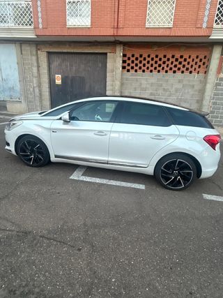 Citroen DS5 2012