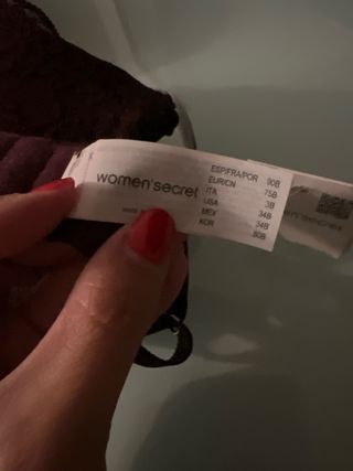 Sujetador Women Secret morado sin estrenar
