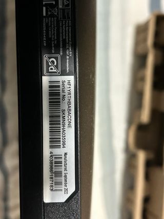 Monitor AOC Negro(Pantalla rota)