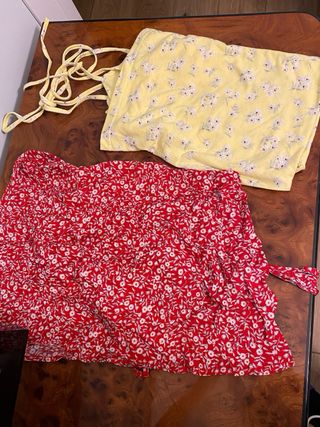 Set 2 vestiti estivi corti con lacci